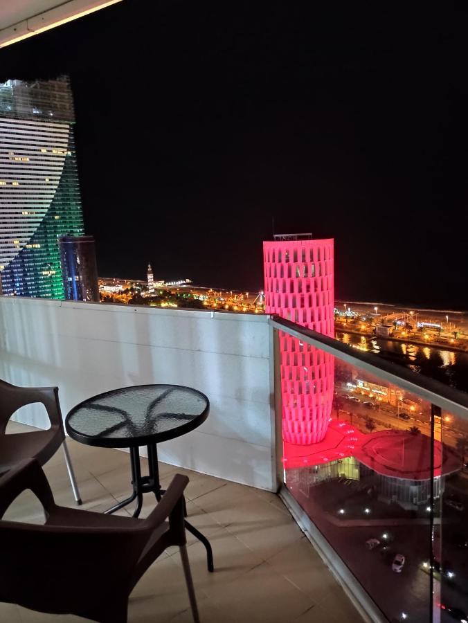 Апартамент С Видом На Море Batumi Exterior foto