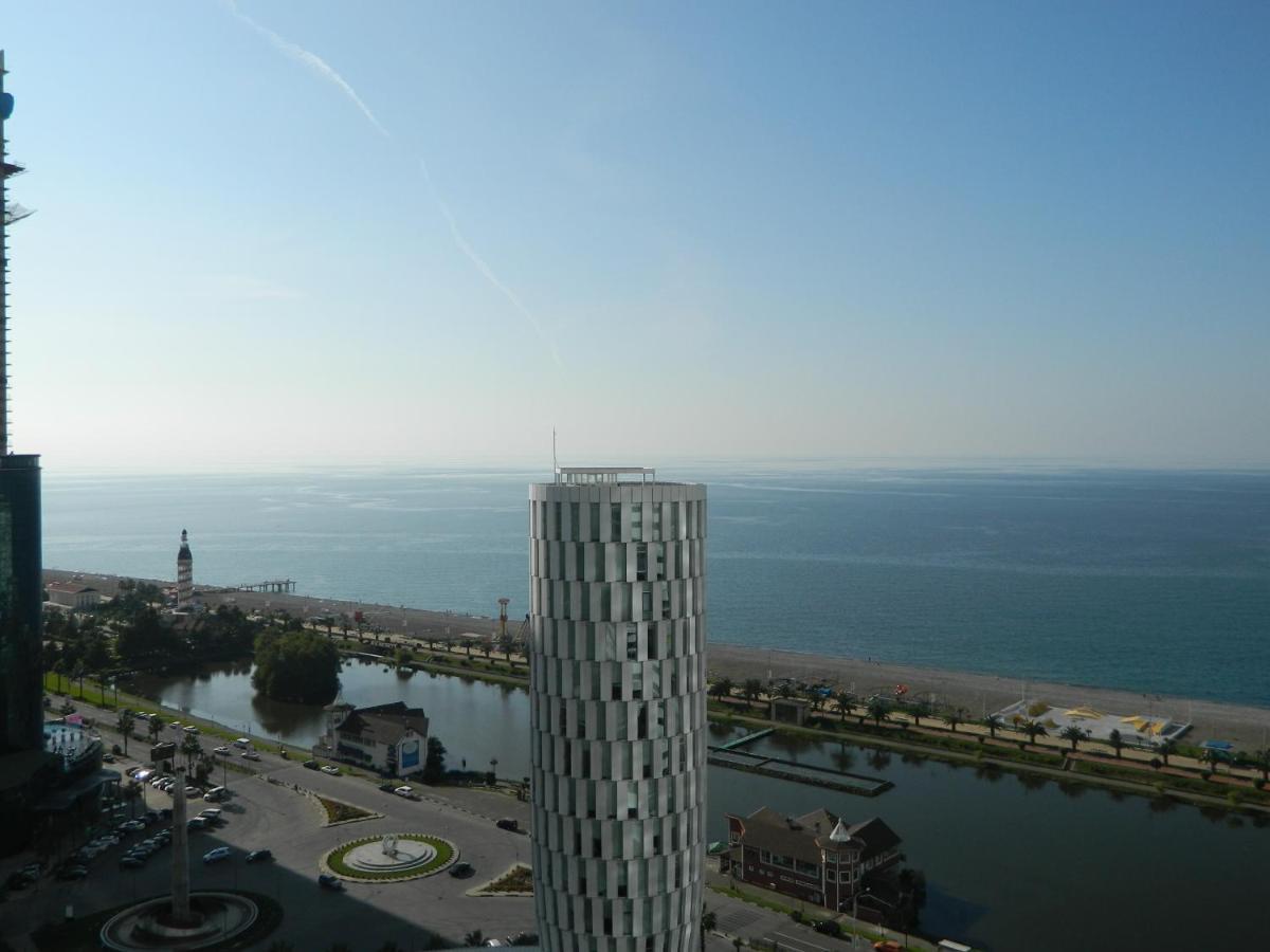 Апартамент С Видом На Море Batumi Exterior foto