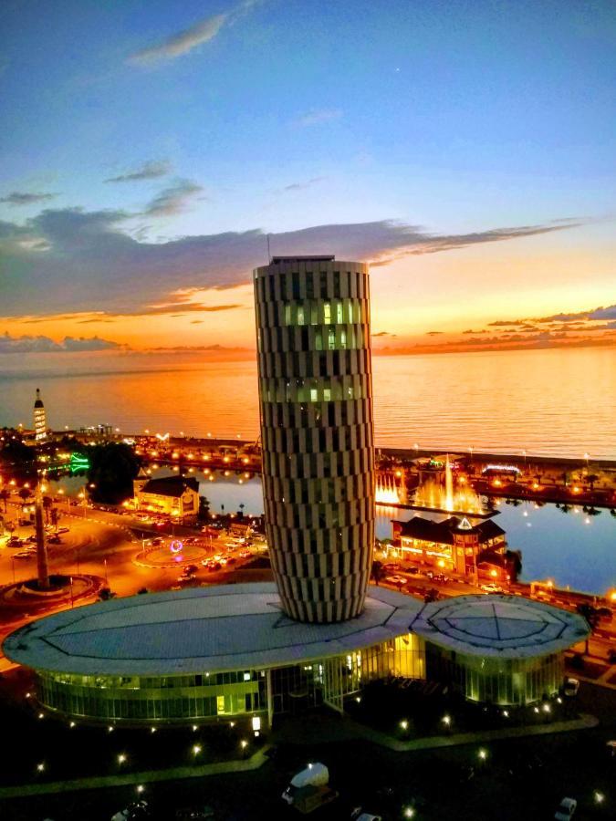 Апартамент С Видом На Море Batumi Exterior foto